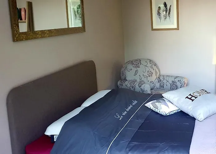 Mas Tareau D Hotes Bed and Breakfast 3*